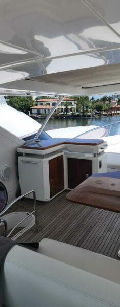 2014 Azimut Flybridge