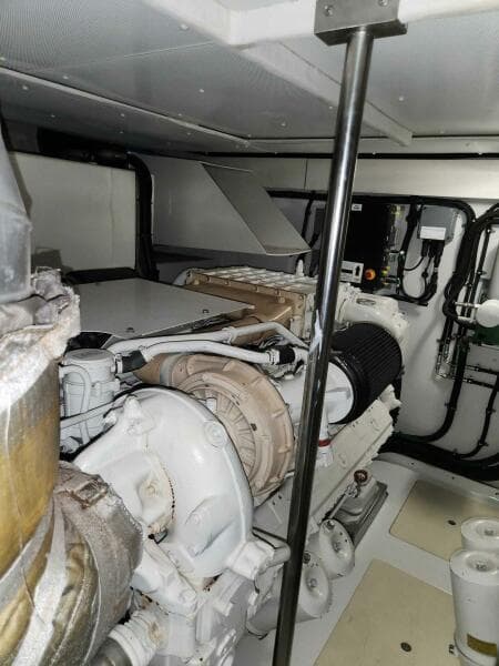 2014 Azimut Flybridge