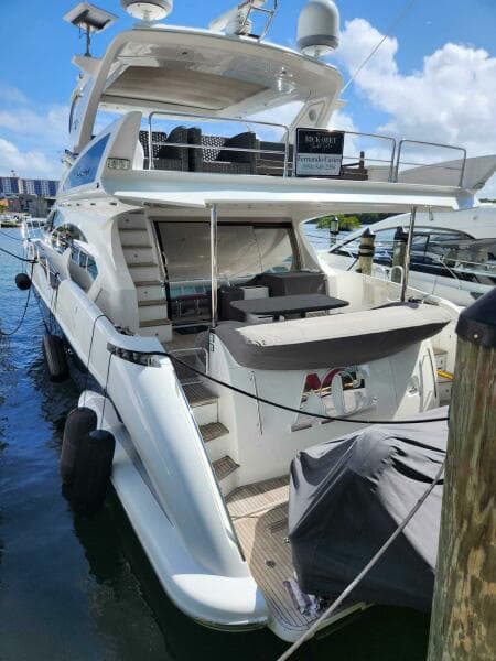 2014 Azimut Flybridge