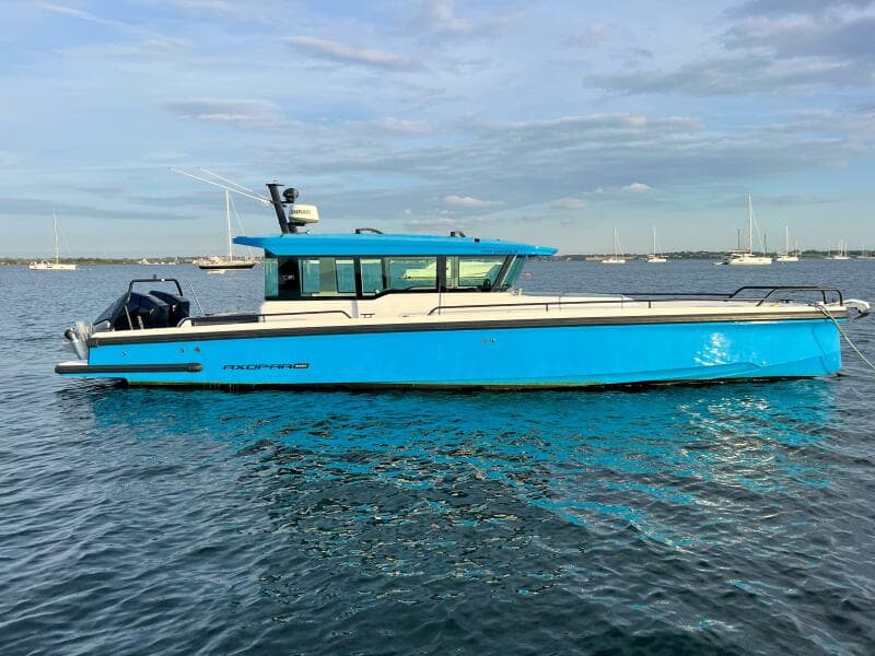 2020 Axopar 37 XC