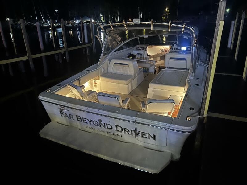 1993 Sea Ray 310 Amberjack