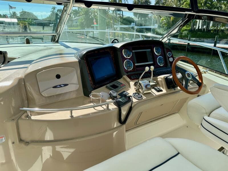 2004 Sea Ray 420 Sundancer