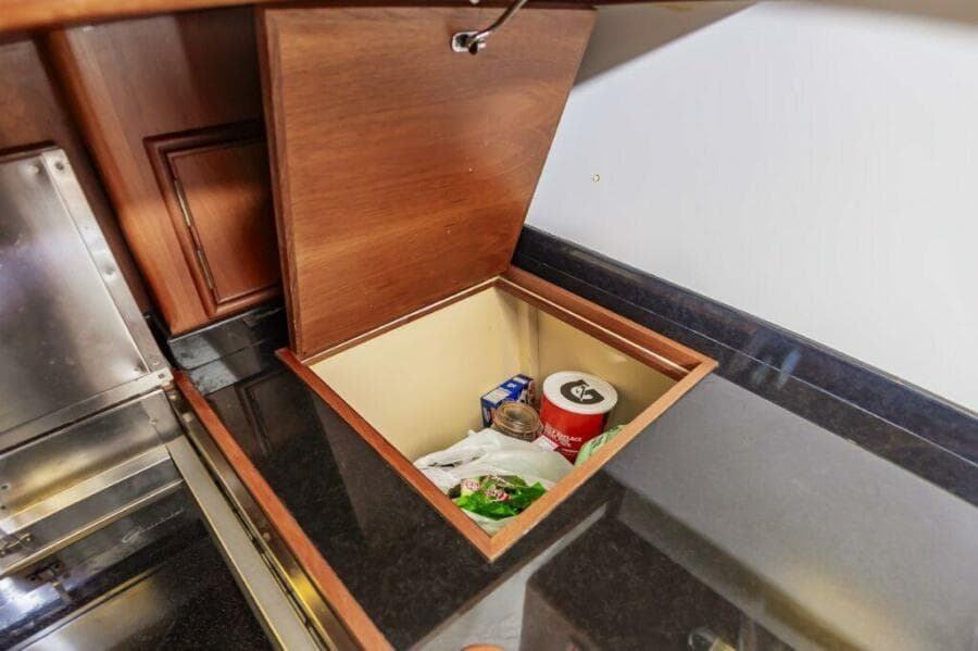 Bfbb3791 9d8e 4962 9b01 30d911373b0a