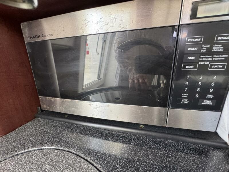 2011 Boston Whaler 305 Conquest