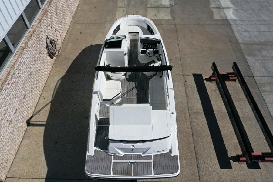 2022 Sea Ray 230 SPX - Photo 7