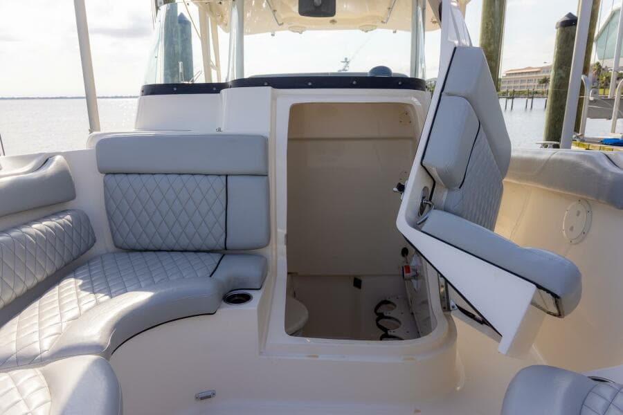 2012 Pursuit ST 310 Sport