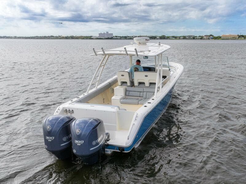 2012 Pursuit ST 310 Sport