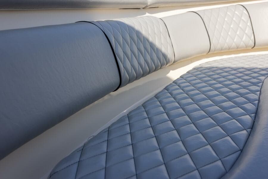 2012 Pursuit ST 310 Sport