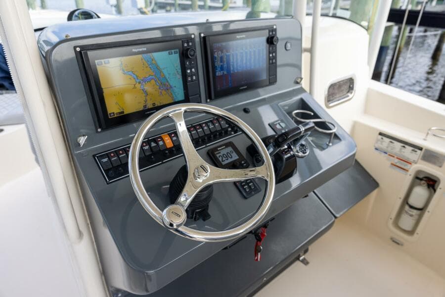 2012 Pursuit ST 310 Sport