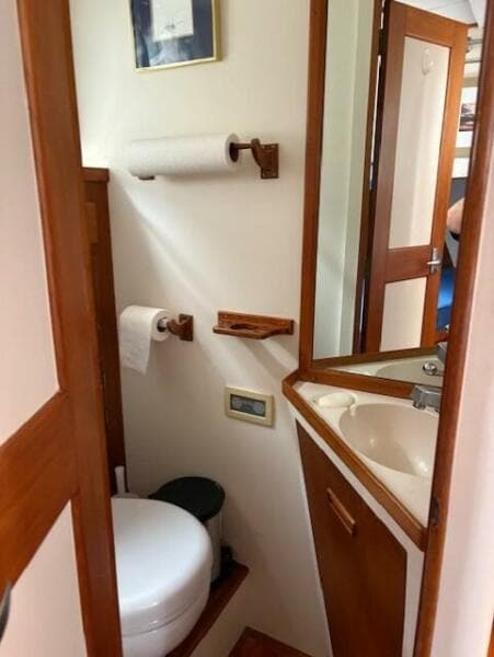 1978 Grand Banks 36  Classic