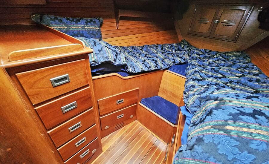 1972 Hinckley Bermuda 40