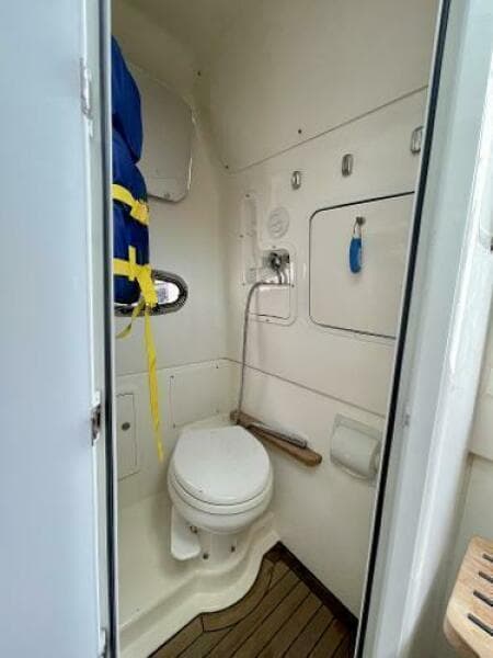 2018 Boston Whaler 380 Outrage