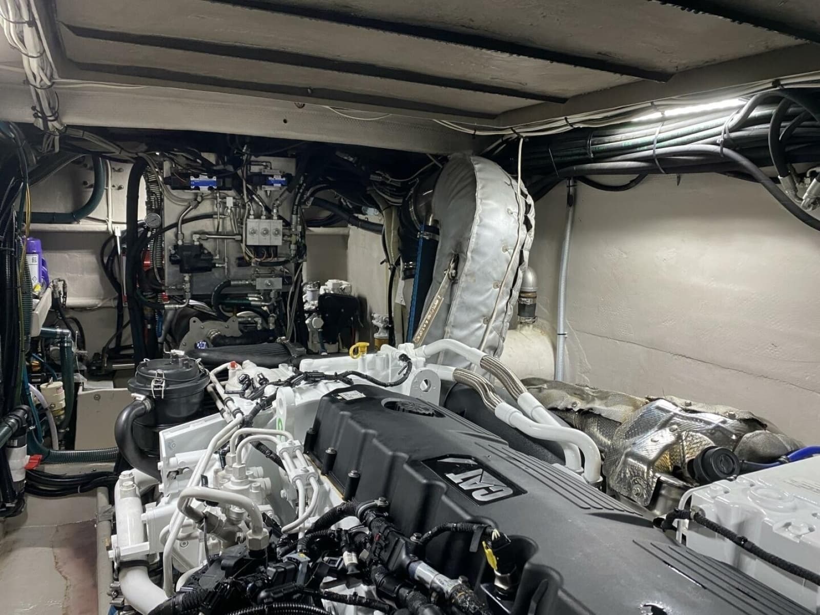 2022 Custom Freestyle Marine 32 - Photo 21