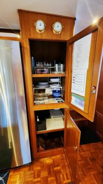 2000 Ocean Alexander 511 Classico