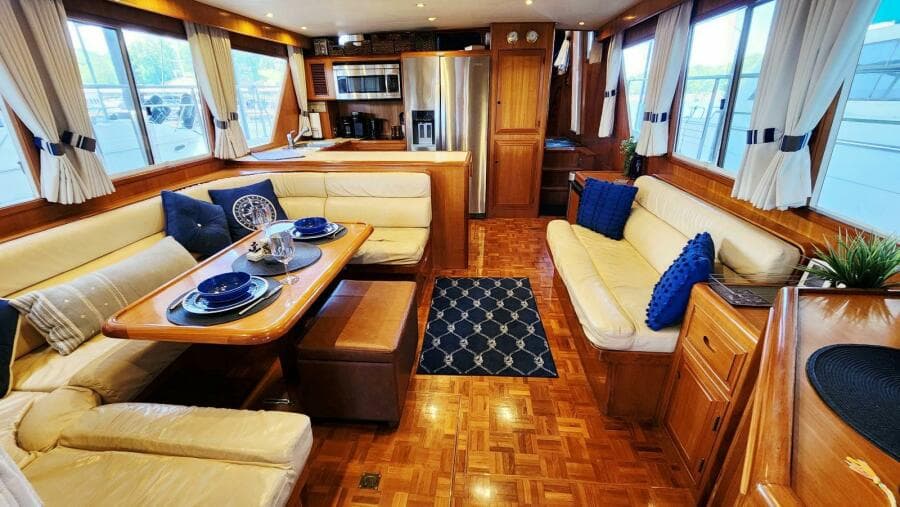 2000 Ocean Alexander 511 Classico