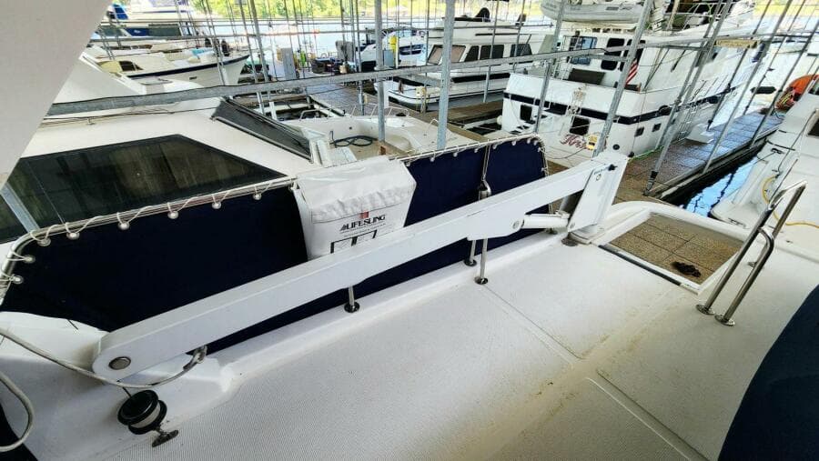 2000 Ocean Alexander 511 Classico