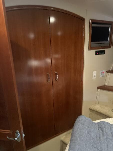 2003 Carver 466 Motor Yacht