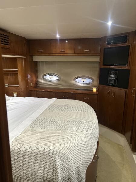 2003 Carver 466 Motor Yacht
