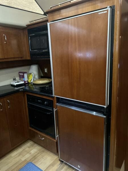 2003 Carver 466 Motor Yacht