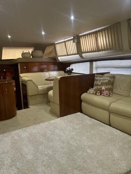 2003 Carver 466 Motor Yacht
