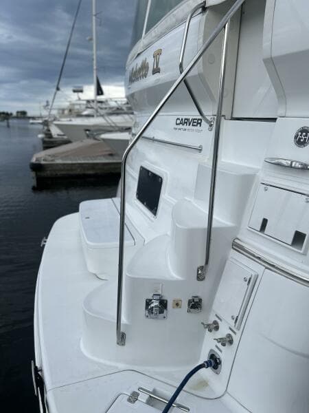 2003 Carver 466 Motor Yacht