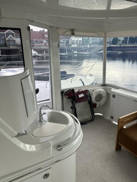 2003 Carver 466 Motor Yacht