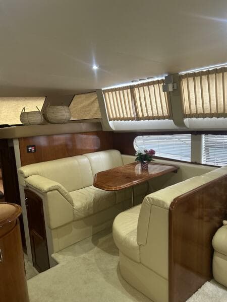 2003 Carver 466 Motor Yacht