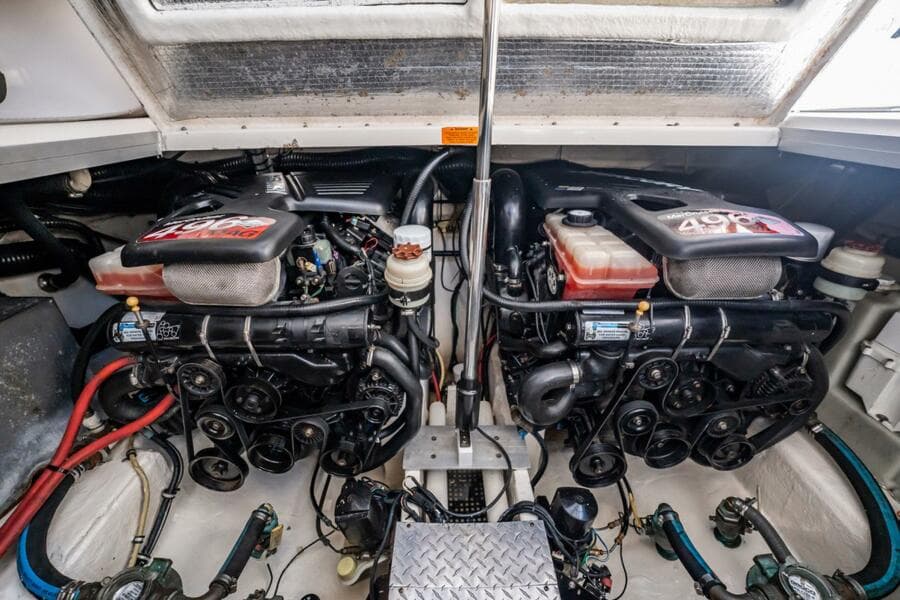 2008 Chaparral 350 Signature Extended Plane