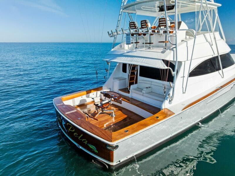 2023 Viking 64 Convertible- SIN PELO- Transom