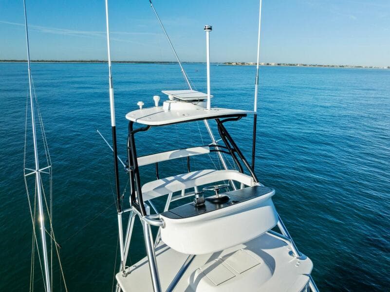 2023 Viking 64 Convertible- SIN PELO- Tower