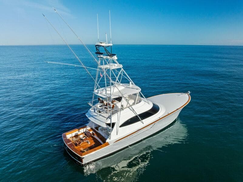 2023 Viking 64 Convertible- SIN PELO- Transom