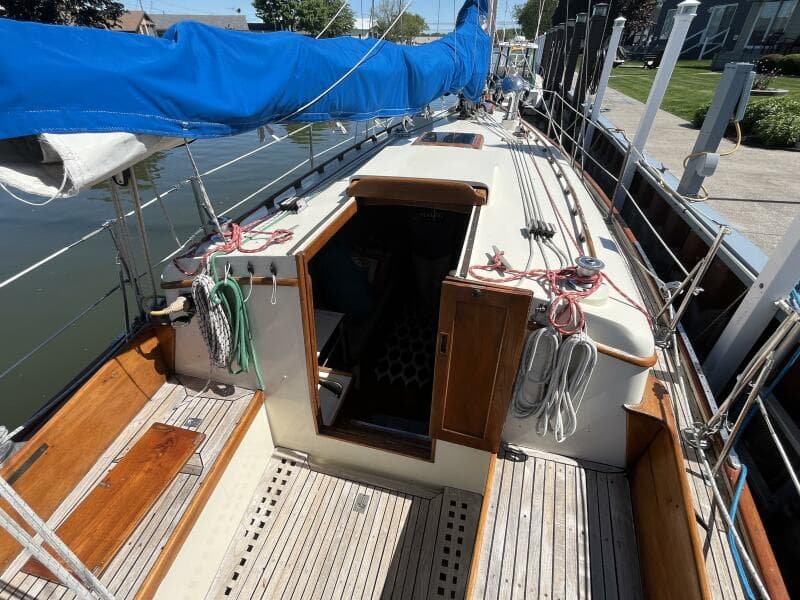 1978 Cheoy Lee Offshore 33