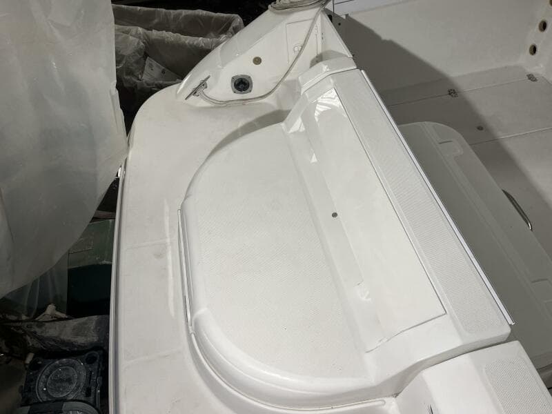 2001 Wellcraft 270 Coastal