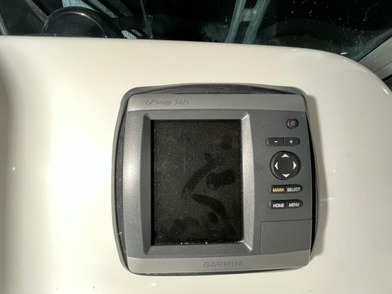 2001 Wellcraft 270 Coastal