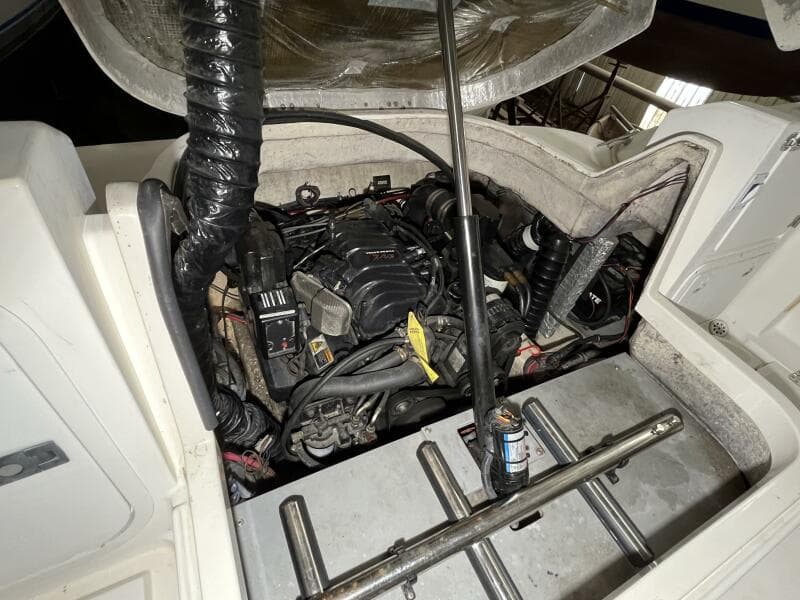 2001 Wellcraft 270 Coastal