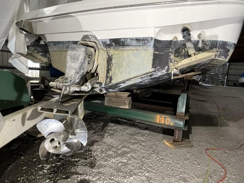 2001 Wellcraft 270 Coastal