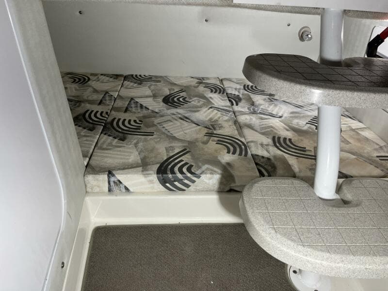 2001 Wellcraft 270 Coastal