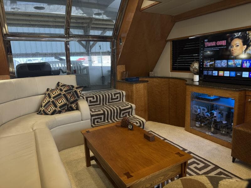 1993 Johnson 56 High Tech Motor Yacht