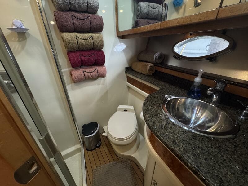 1993 Johnson 56 High Tech Motor Yacht