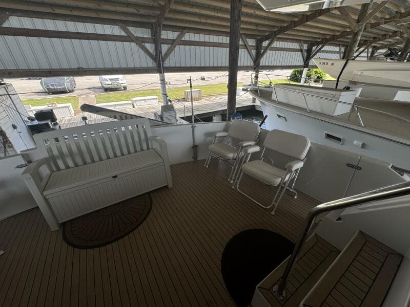 1993 Johnson 56 High Tech Motor Yacht