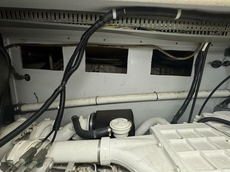 1993 Johnson 56 High Tech Motor Yacht