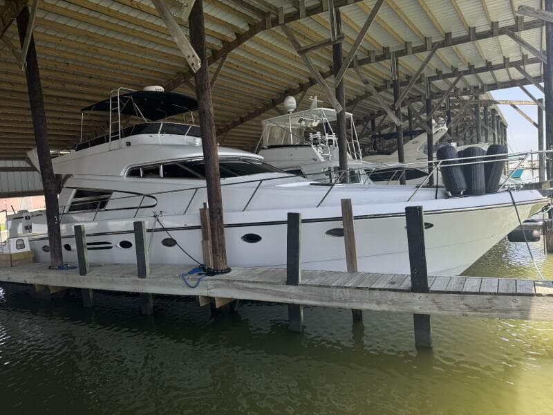 1993 Johnson 56 High Tech Motor Yacht