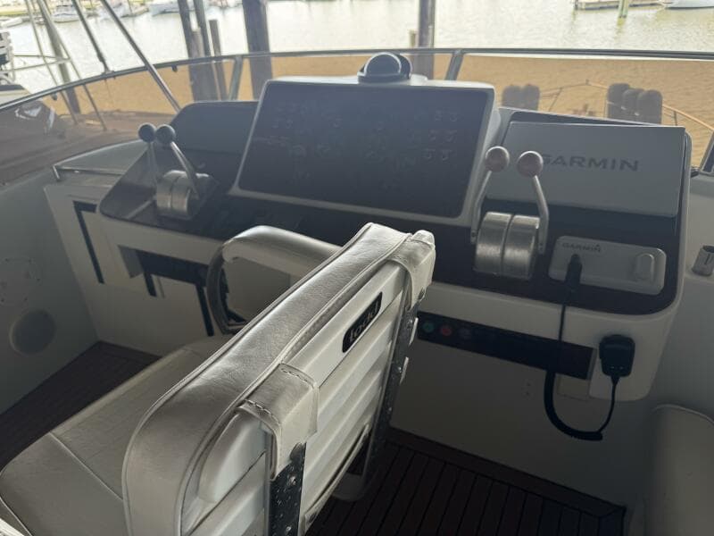 1993 Johnson 56 High Tech Motor Yacht