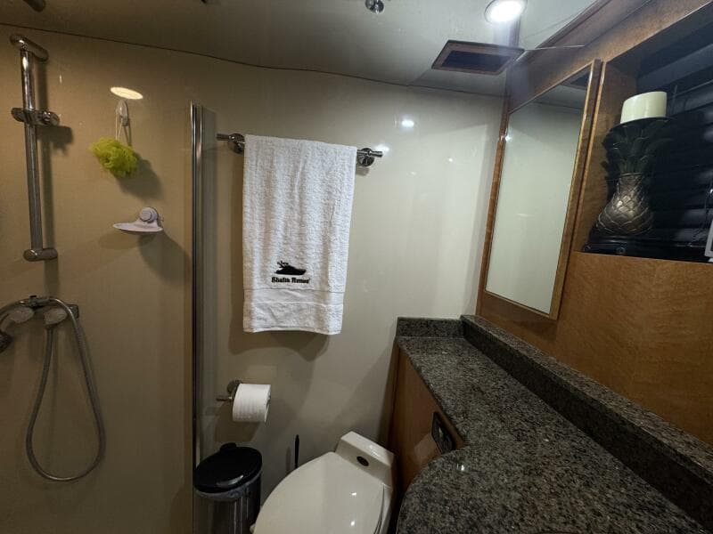 1993 Johnson 56 High Tech Motor Yacht