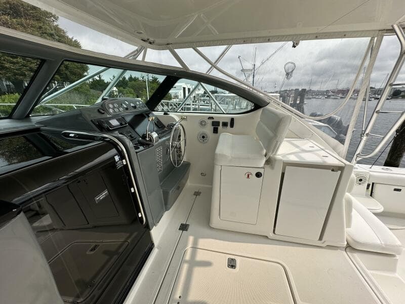 2001 Tiara Yachts 3800 Open