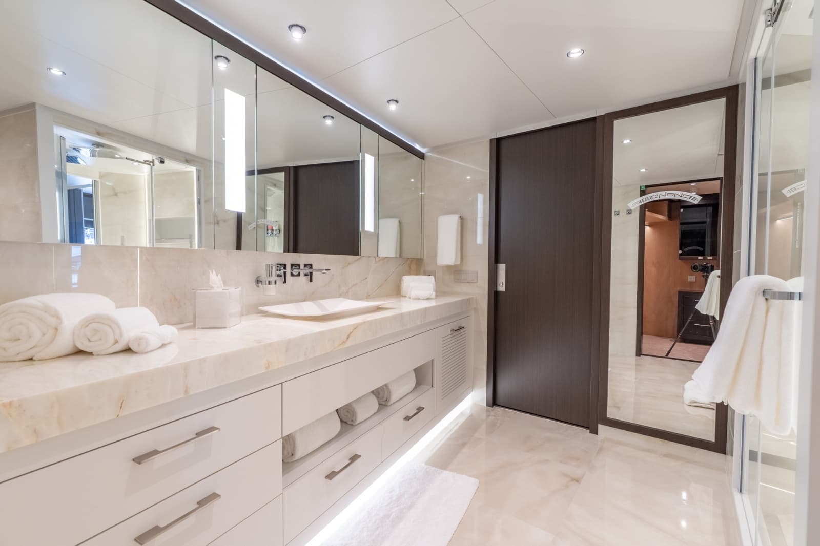 2026 Hargrave E Series Superyachts Division