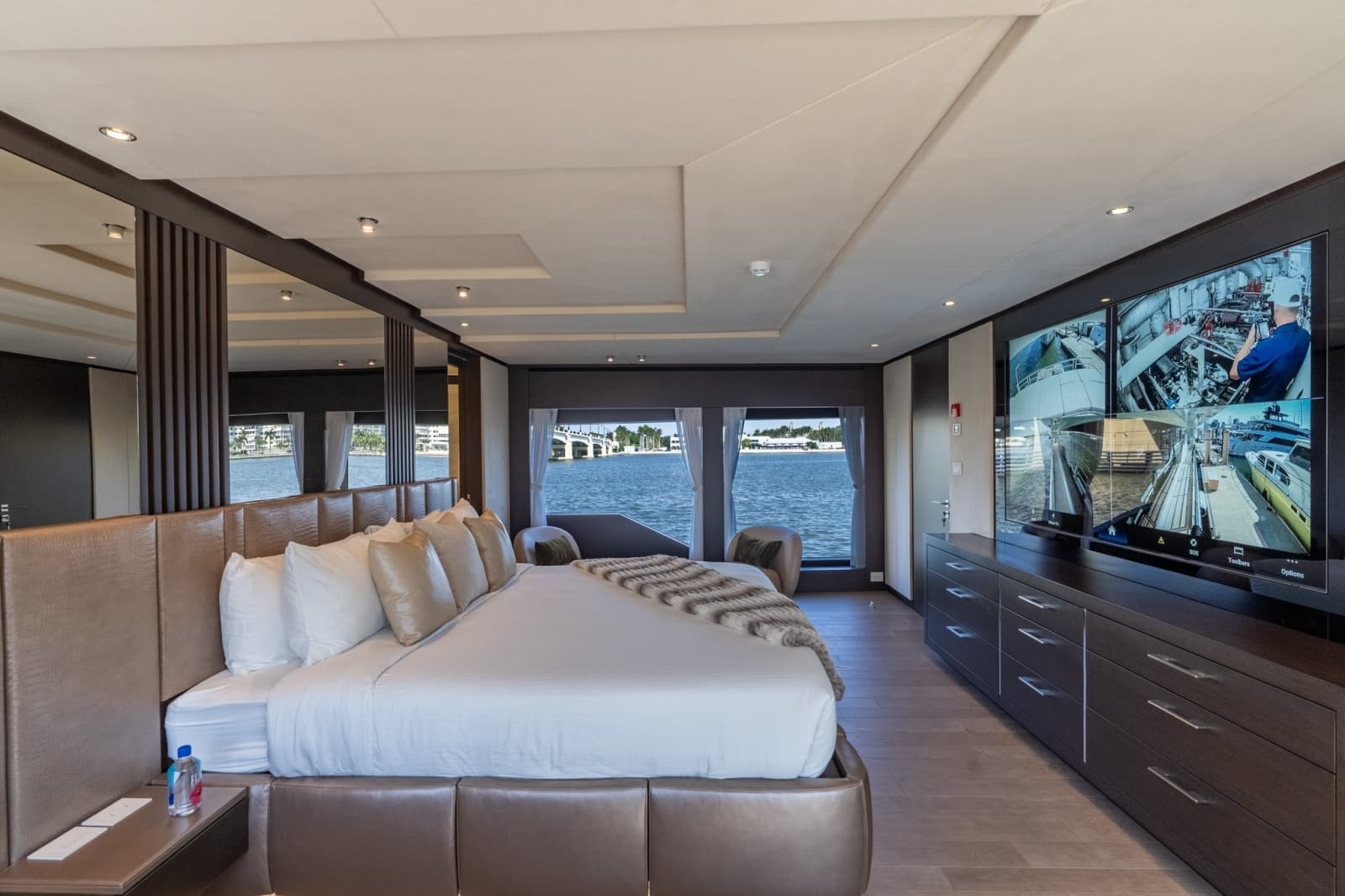 2026 Hargrave E Series Superyachts Division