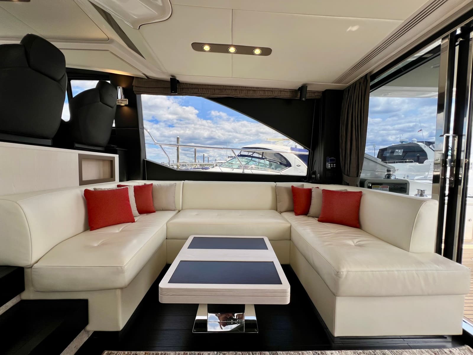 2019 Azimut 50 FLYBRIDGE - Photo 47
