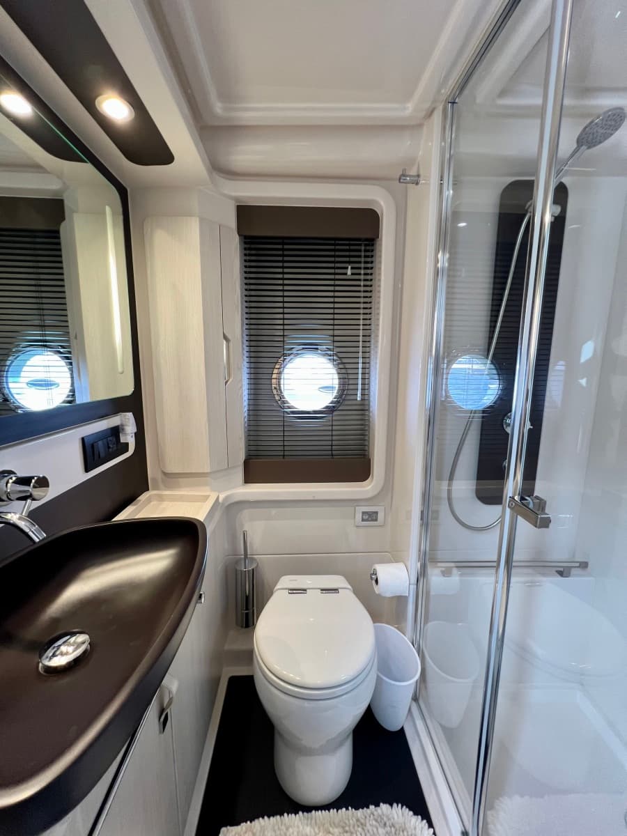 2019 Azimut 50 FLYBRIDGE - Photo 78