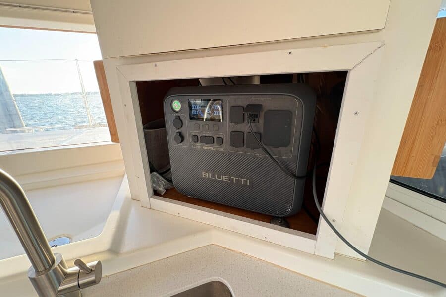 2012 Lagoon  - Photo 38